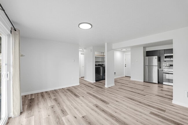 Photo - Newly Remodeled Mission Park Apartment! Unidad #A 1515 N. Bowdish Rd.