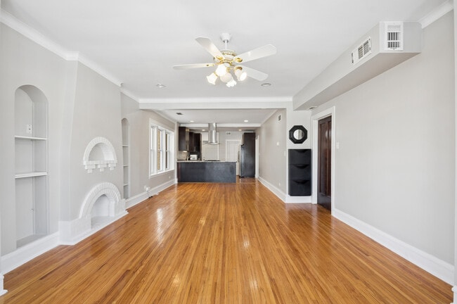 Photo - 4945 N Kilpatrick Ave Unit 1