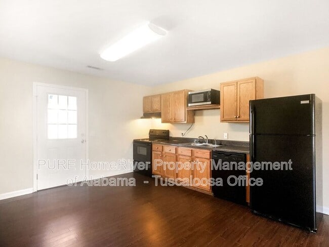 Photo - 2200 Harrison St
