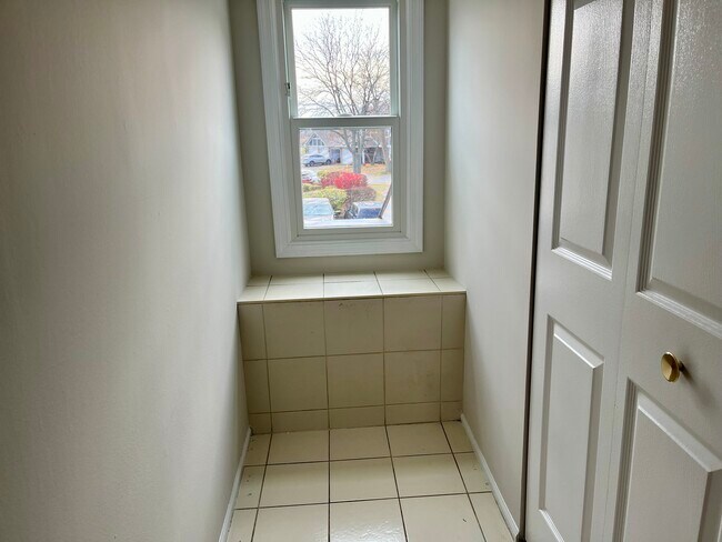 Photo - 240 Southwick Ct Unit 240