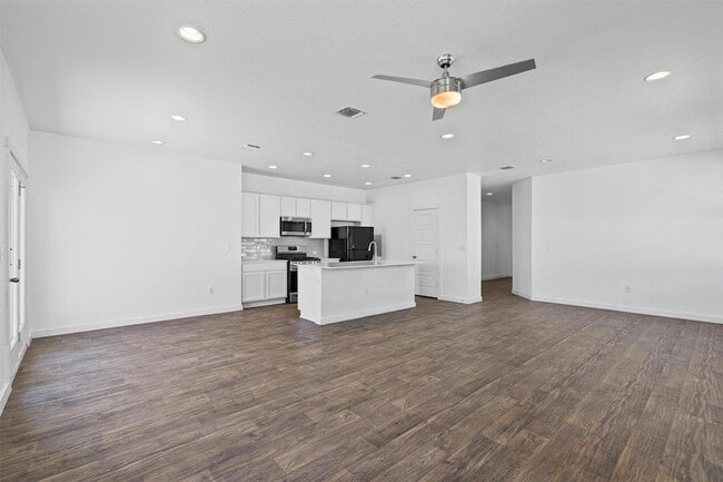 Photo - 13513 Clerk St