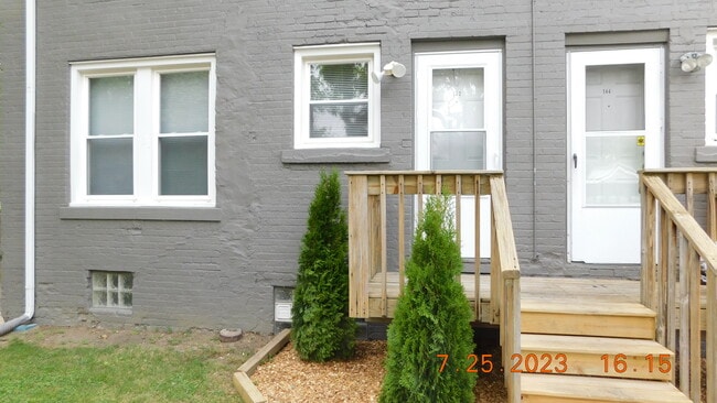 Building Photo - 142 Pingree Ave Rental