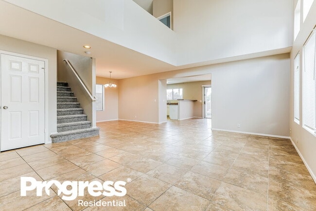 Photo - 250 W Juniper Ave