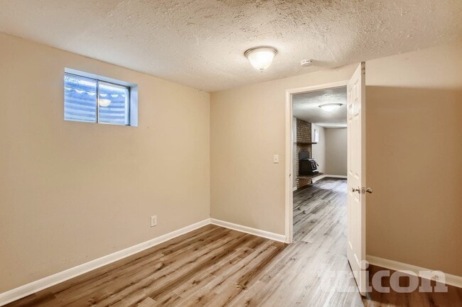 Photo - 915 S Tyler Ave