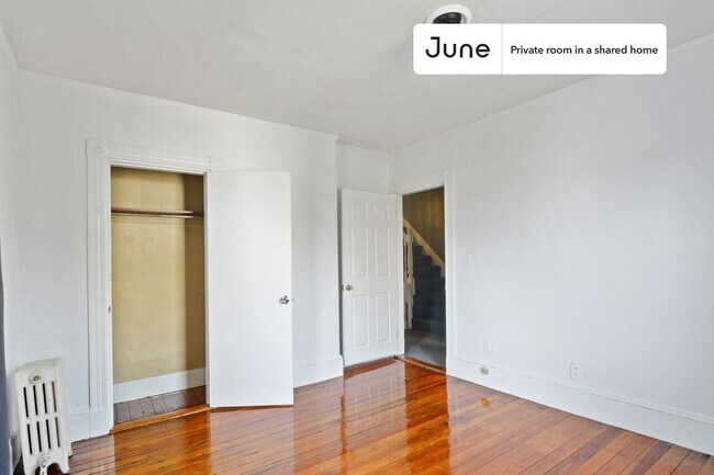 Photo - Room in Shared 6 bed/2 bath home Unidad C