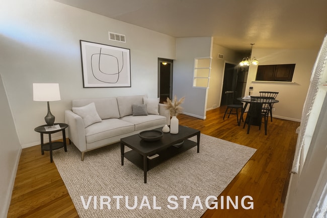 Building Photo - Charming 2 Bedroom, 1 Bathroom Duplex in Aurora