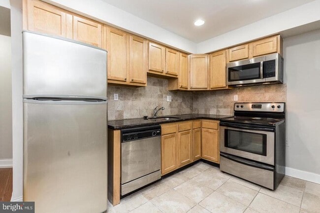 Photo - 1233 N 16th St Apartamento Unidad A