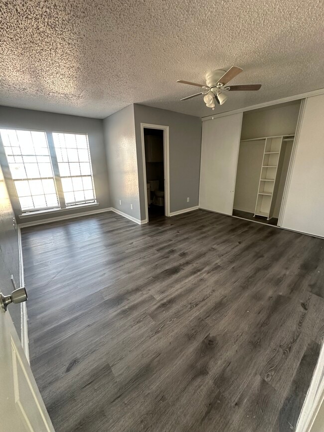 Towne Oaks Townhomes