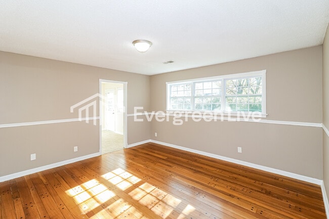 Photo - 4795 Judy Lynn Ave