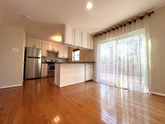 Photo - 9894 Burke Pond Ct