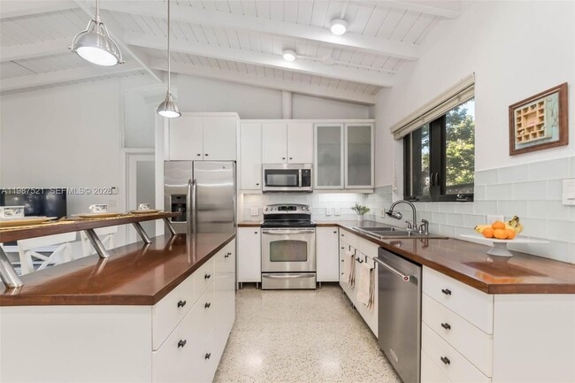 Photo - 7720 SW 59th Ct