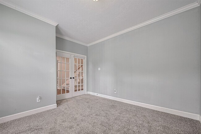 Photo - 223 Owens Park Dr