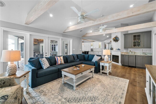 Photo - 1320 Marlin Dr