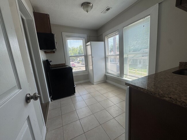 Photo - Freshly Updated!! 2 Bed Apartment - Quantico