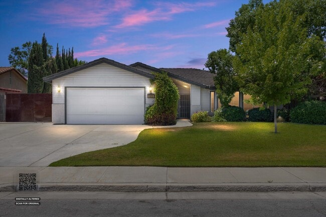 Building Photo - 5809 Roscomare St