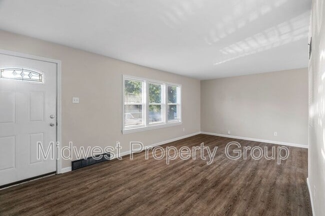 Photo - 216 Graham Rd