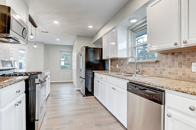 Photo - 12318 Atwell Dr