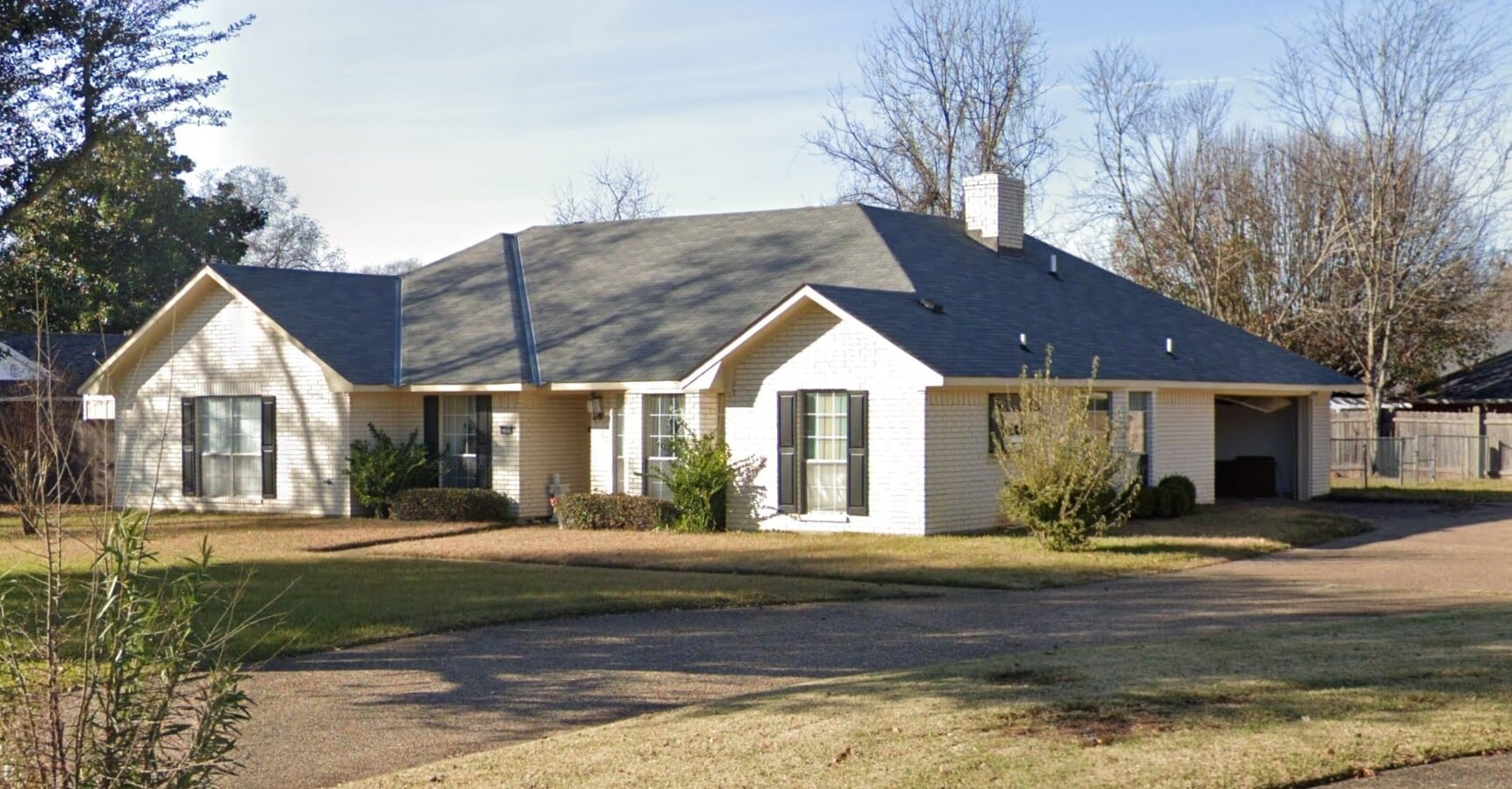 Photo - 305 Greenacres Blvd House