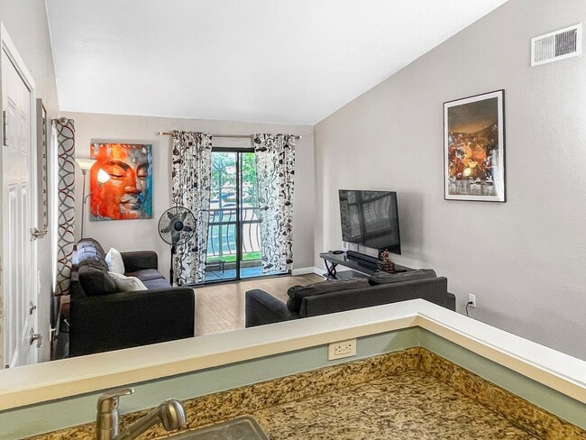 Photo - 12191 Cuyamaca College Dr E Unidad 212