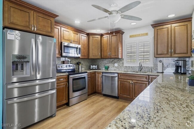 Building Photo - 1006 SE 46th St Unit 2B Rental