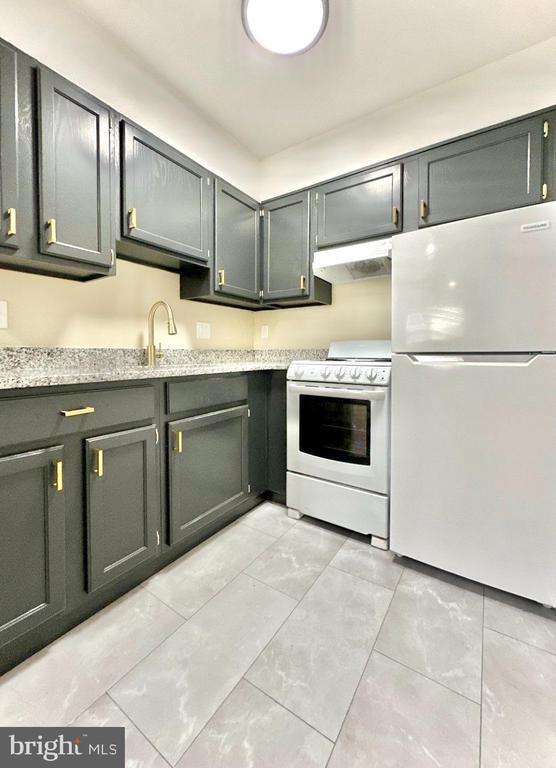 Building Photo - 523 Martin St Unit A2 Rental