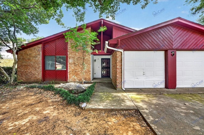 Photo - 2913 Green Ridge St