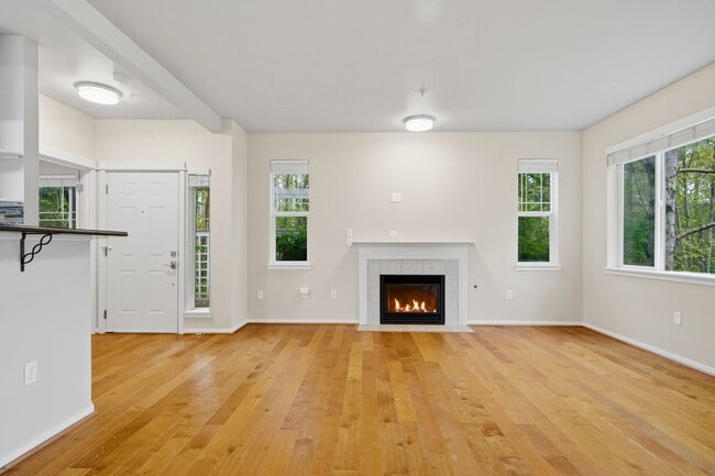 Photo - 2009 196th St SE