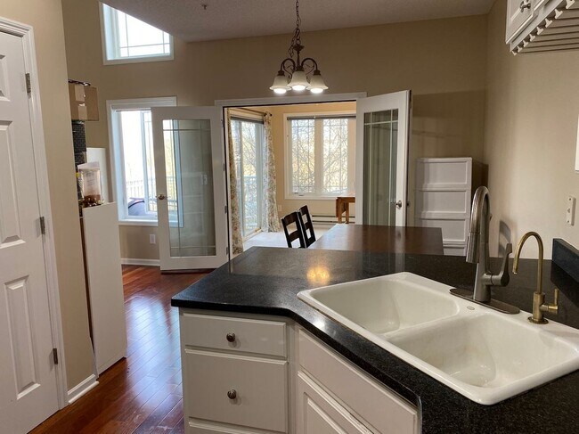 Photo - 5030 Archer Ln N