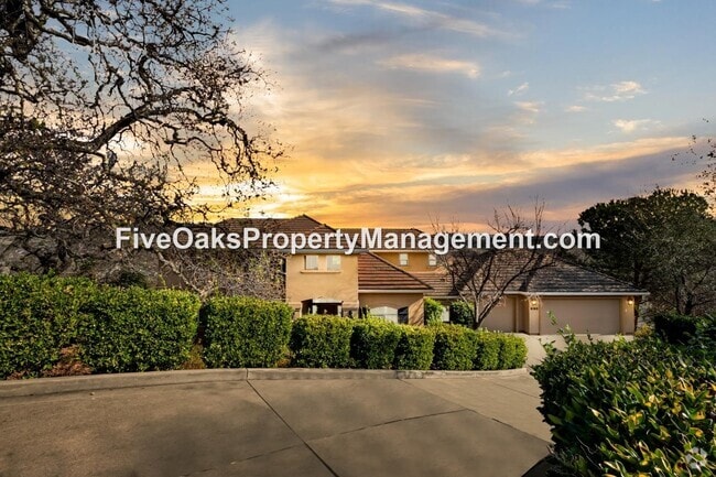 Building Photo - 5185 Mertola Dr Rental