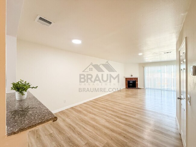 Photo - 11839 Burbank Blvd Unit 7