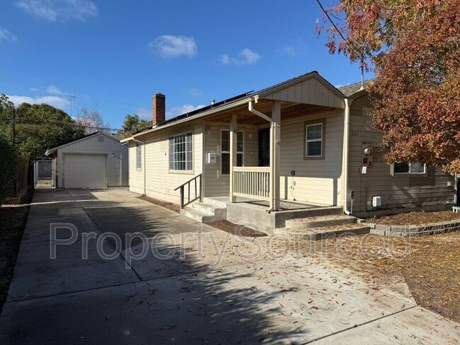 Photo - 221 N Lincoln Ave