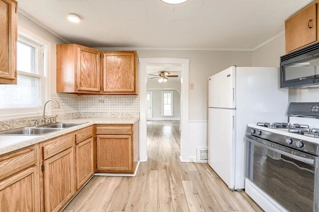 Photo - Adorable 1 story home is needing YOU!