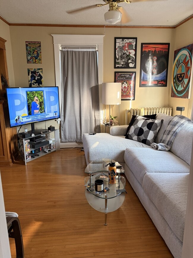 Photo - 820 Como Ave Unit APT 2