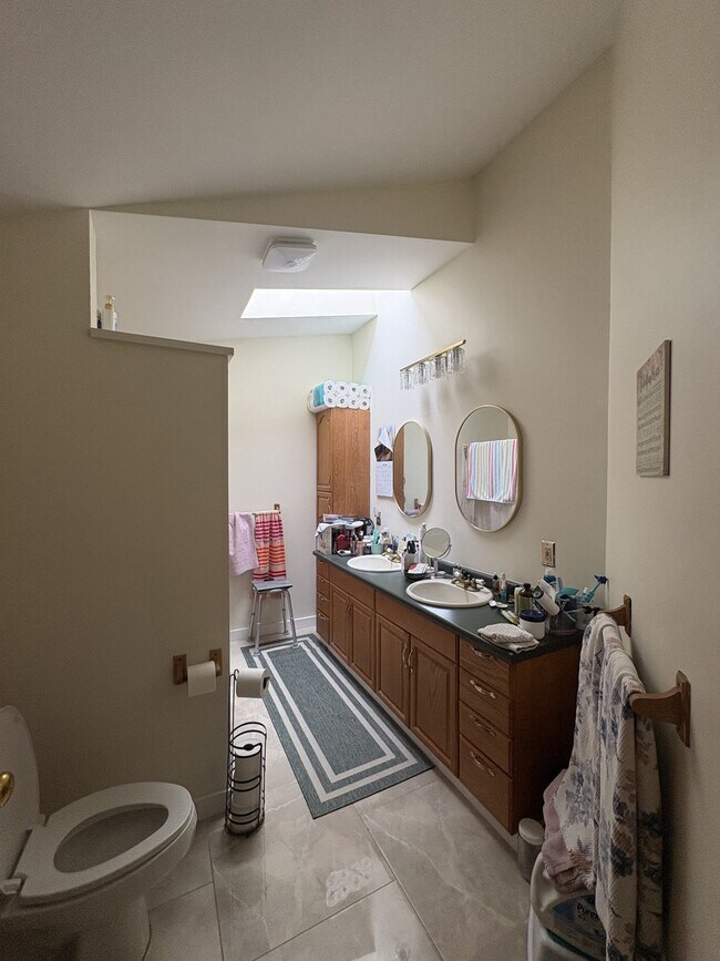 Photo - 6 Whitney Way Unit A