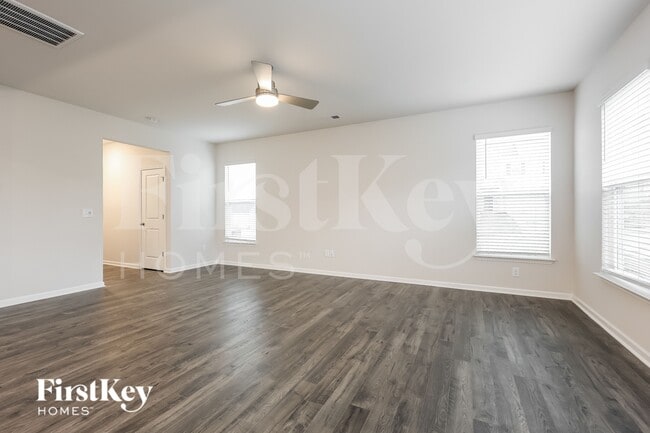 Photo - 101 Wild Lily Dr