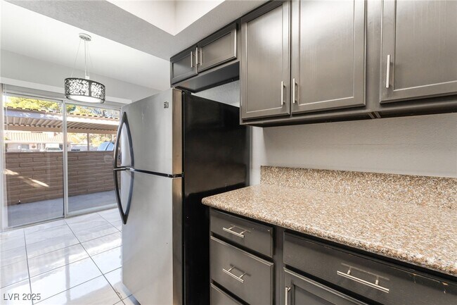 Photo - 2732 Eldora Cir Unidad A