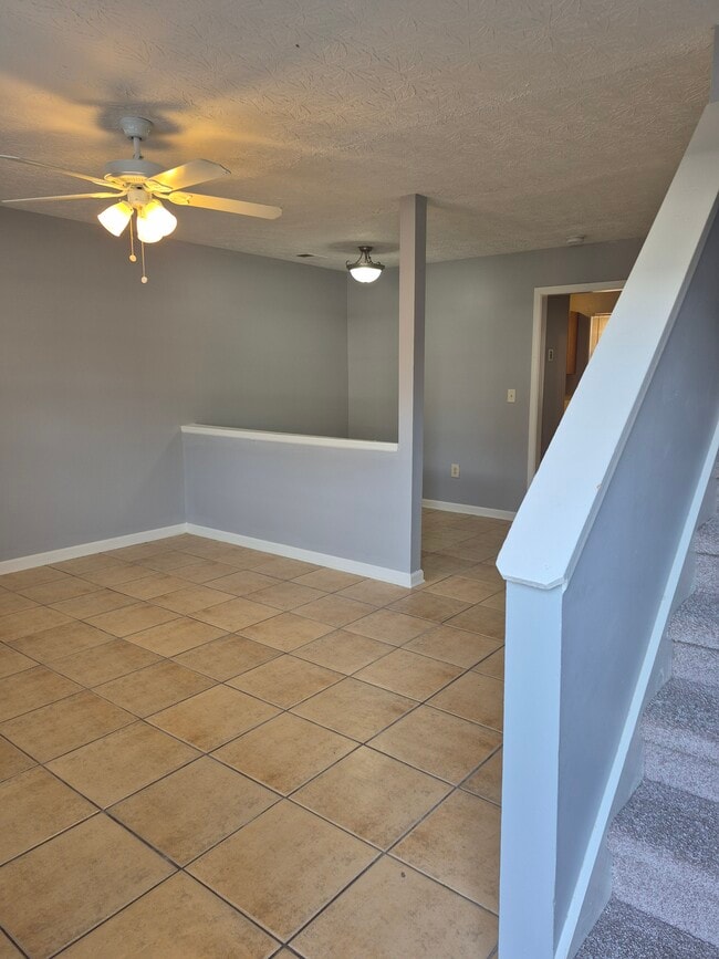 Photo - 79 Point Place Dr