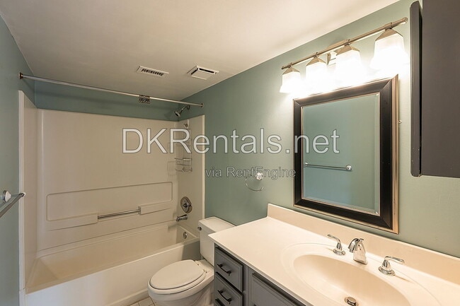 Photo - 795 Hammond Dr NE Unit Apartment 307