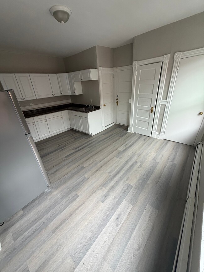 Photo - 441 Wethersfield Ave Unit 3N