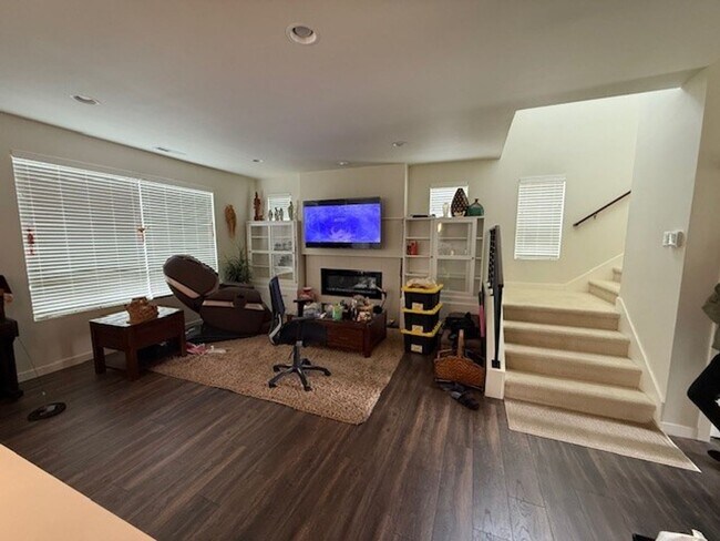 Photo - 3Bd/2.25Ba Lynnwood Townhouse