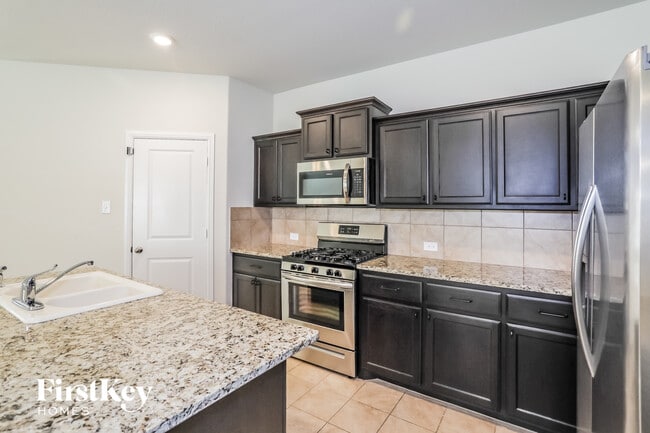 Photo - 2205 Sadlers Creek Ln