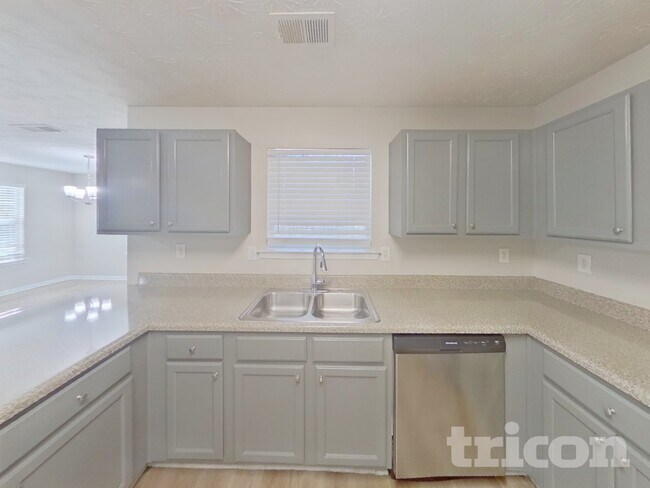 Photo - 133 Rolling Meadows Ct