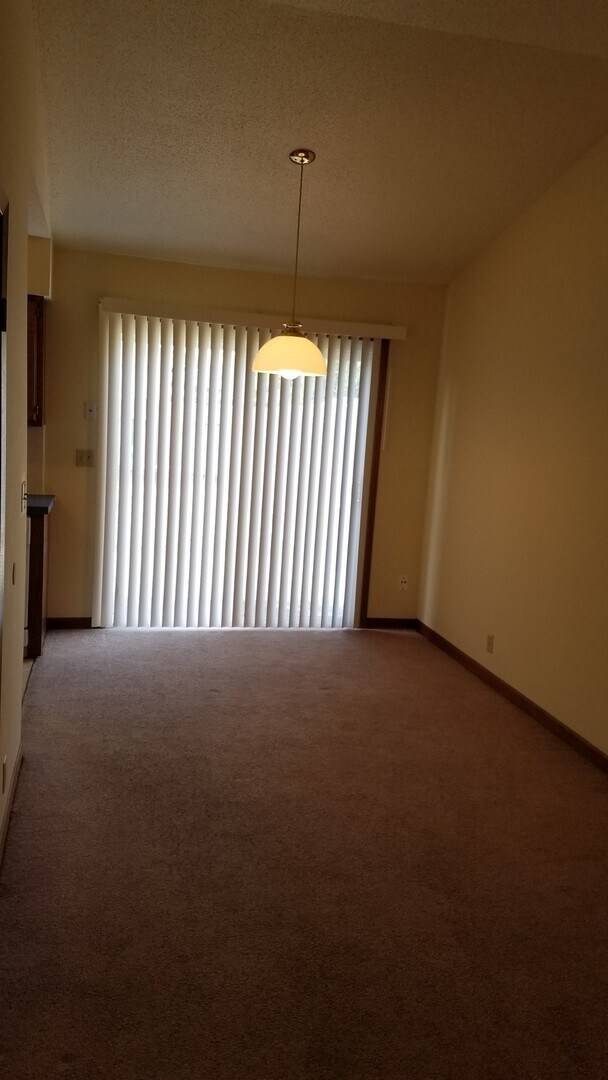 3266-3268 E. Longfellow Crt. - 3266-3268 E. Longfellow Crt. Apartment Unit 3266