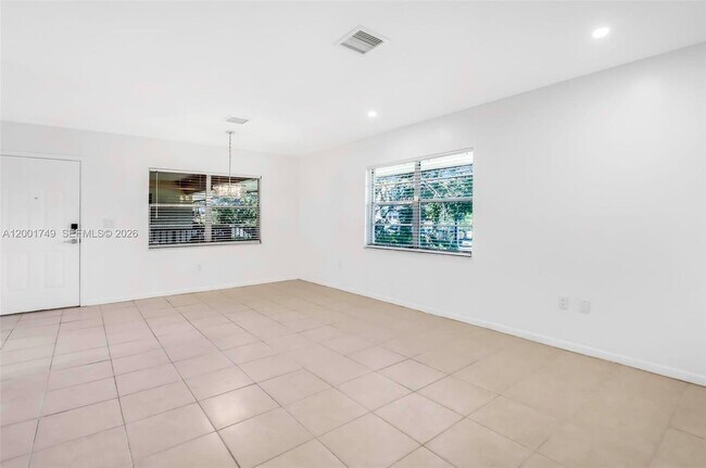 Photo - 15391 S Dixie Hwy Unidad 60