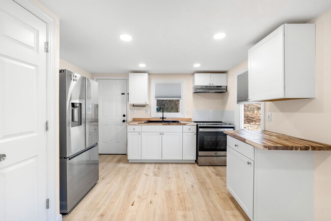 Photo - 2625 Booker Ave