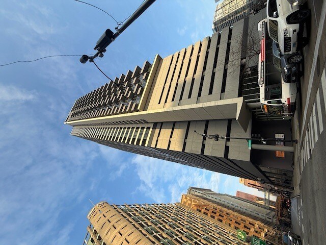 Photo - 235 W Van Buren St Unidad 2017