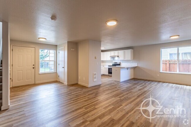 Building Photo - 1116 W 30th St Rental