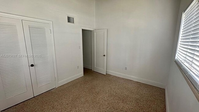 Photo - 2536 SW 18th St Unit 0
