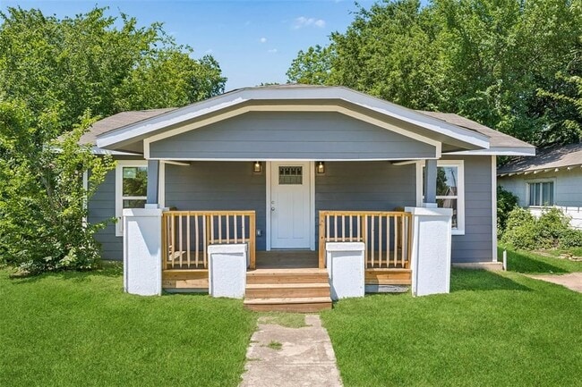 Building Photo - 1265 E Maddox Ave