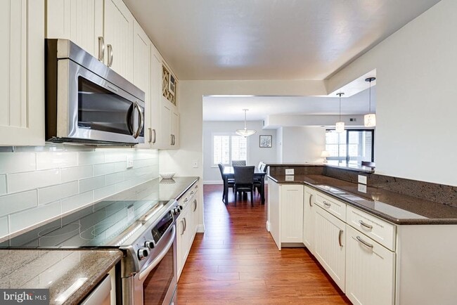 Photo - 8340 Greensboro Dr Unit 521